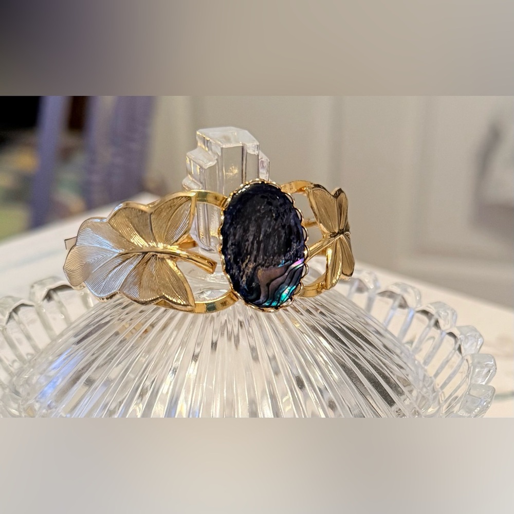 Vintage Gold Tone Hinged Bangle Bracelet w/Gemstone - Picture 16 of 16